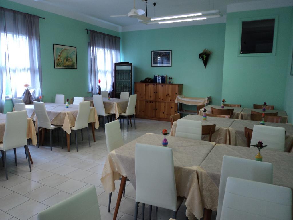 Hotel Villa Donati Viserbella di Rimini Exteriör bild