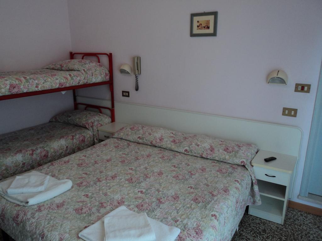 Hotel Villa Donati Viserbella di Rimini Exteriör bild