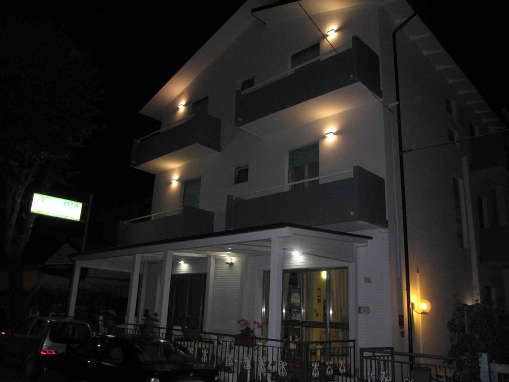 Hotel Villa Donati Viserbella di Rimini Exteriör bild
