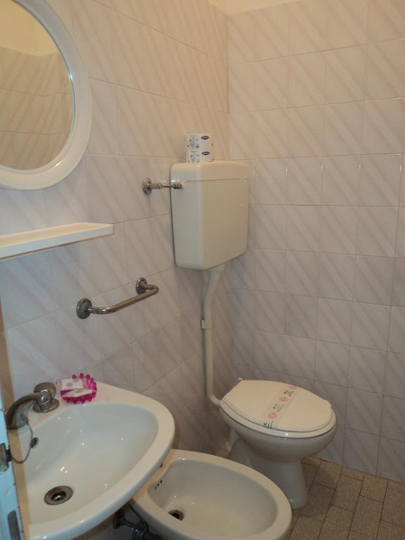 Hotel Villa Donati Viserbella di Rimini Exteriör bild